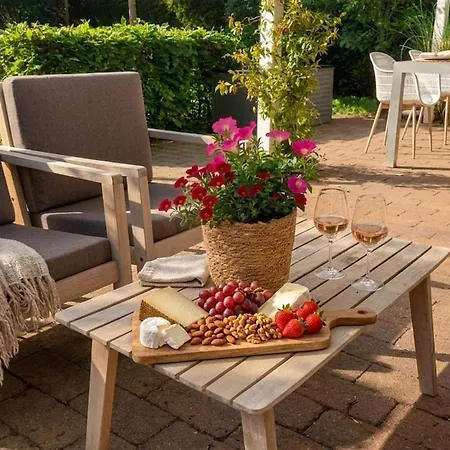Sfeervol Ontspannen Op De Veluwe Met Prive Hottub - Boslodge By Cence *