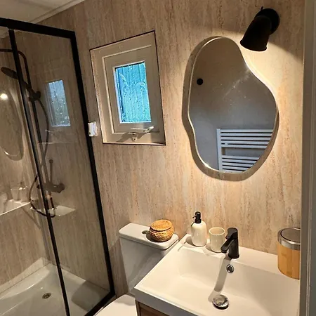 Chalet Sfeervol Ontspannen Op De Veluwe Met Privé Hottub - Boslodge By Cence